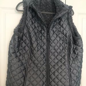 Reversable vest lightly worn